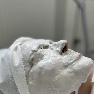 mascarilla facial peel-off
